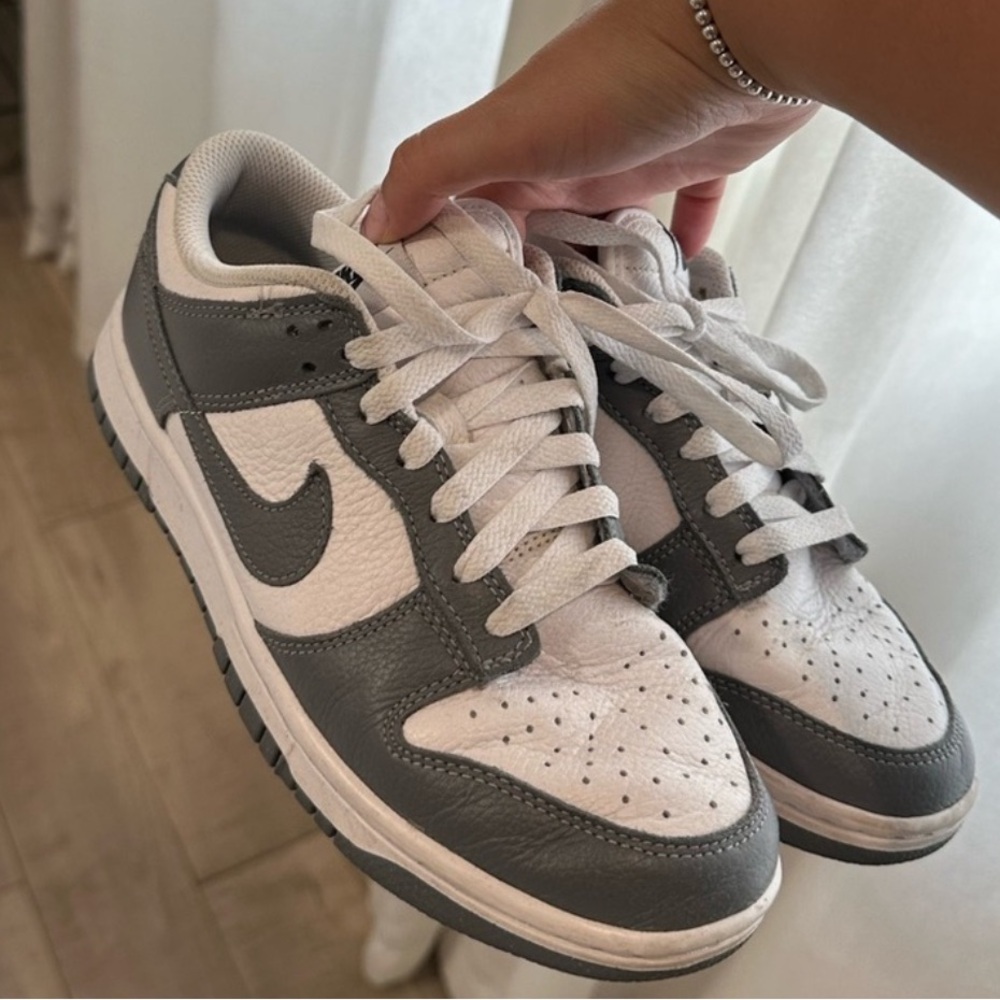 Nike White and Gray Dunks